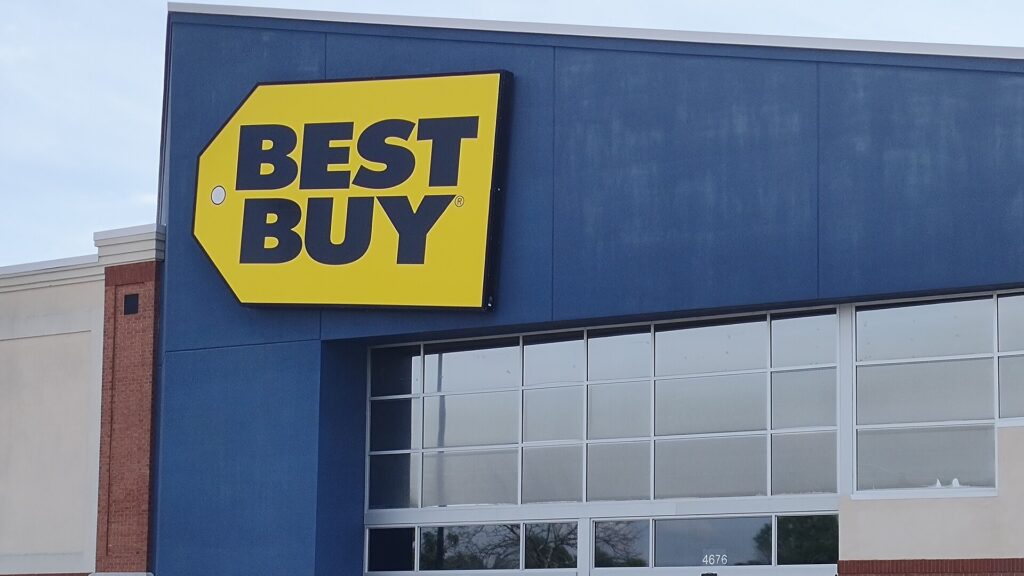 best buy, eisenhower crossing, macon, ga1